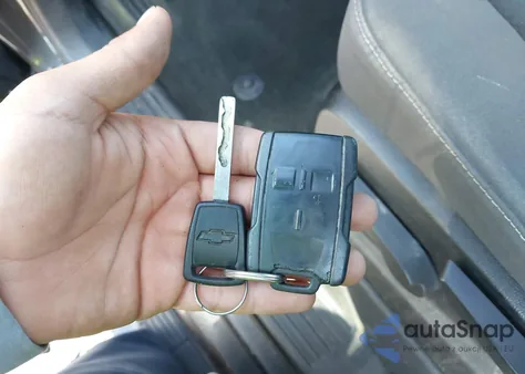 2014 Chevrolet Silverado 1500 1Lt из США, поврежденный, VIN 3GCUKREC6EG202394